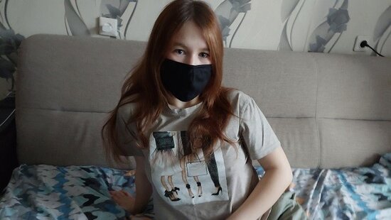 Рыжеволосая сестра получает полную пилотку спермы после лечебного секса со сводным братом